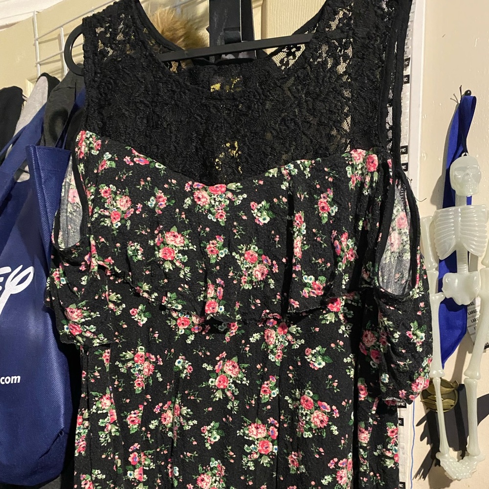 Floral and Lace Cutout Shoulder Top